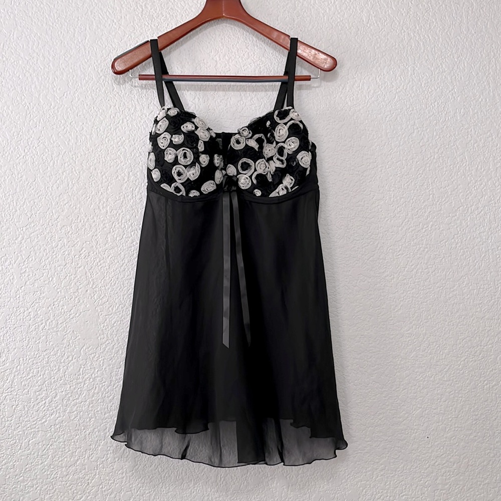 Cacique Black Rose Nightgown